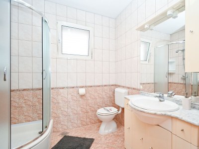 Apartment Two bedroom apartment with terrace and sea view Bibinje, Zadar A-18066-a - Outdoor photo 12