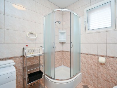 Apartment Two bedroom apartment with terrace and sea view Bibinje, Zadar A-18066-a - Outdoor photo 34