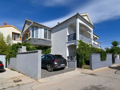 Apartment Two bedroom apartment with terrace Bibinje, Zadar A-18066-b - Outdoor photo 2