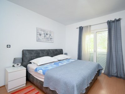 Apartment Two bedroom apartment with terrace Bibinje, Zadar A-18066-b - Outdoor photo 12