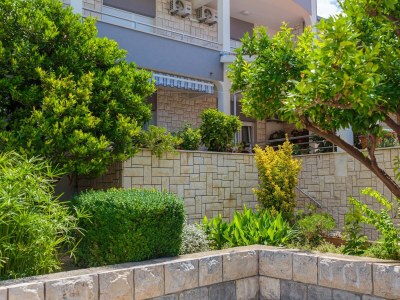 Apartment Two bedroom apartment with terrace and sea view Duće, Omiš A-18155-d - Outdoor photo 4