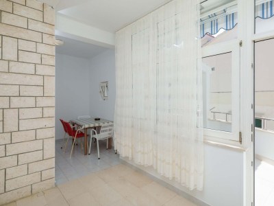 Apartment Two bedroom apartment with terrace and sea view Duće, Omiš A-18155-d - Outdoor photo 7