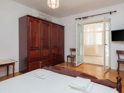 Apartment Two bedroom apartment with terrace and sea view Duće, Omiš A-18155-d - Outdoor photo 9