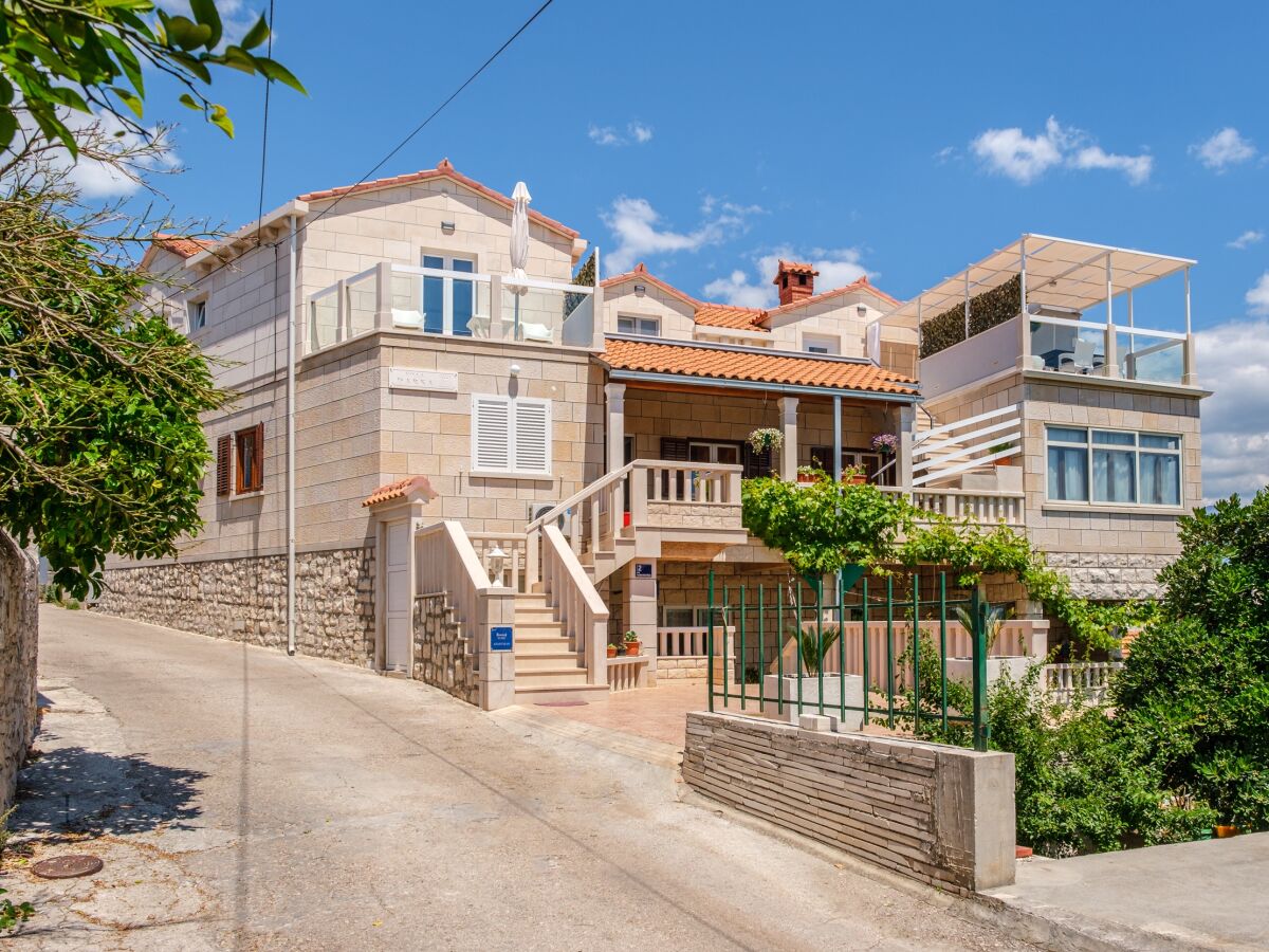 Apartment One bedroom apartment with air-conditioning Sumartin, Brač A-2952-a - Outdoor photo 3