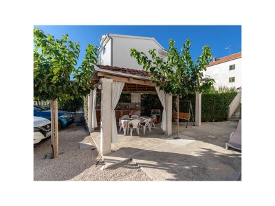 Apartment One bedroom apartment with terrace and sea view Rogoznica A-12995-b - Outdoor photo 11