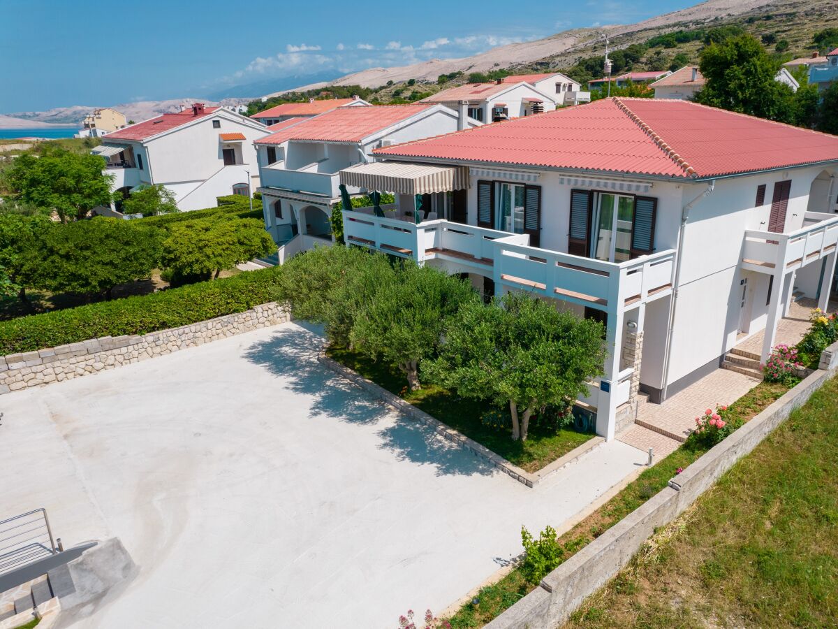 Apartment Two bedroom apartment with terrace and sea view Pag A-18848-b - Outdoor photo 3