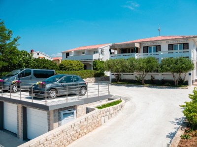 Apartment Two bedroom apartment with terrace and sea view Pag A-18848-b - Outdoor photo 4