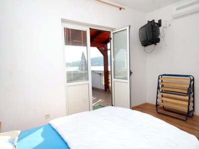 Apartment Two bedroom apartment near beach Mrljane, Pašman A-319-a - Outdoor photo 15