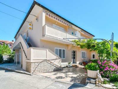 Apartment One bedroom apartment with balcony and sea view Supetarska Draga - Donja, Rab A-2013-d - Outdoor photo 4