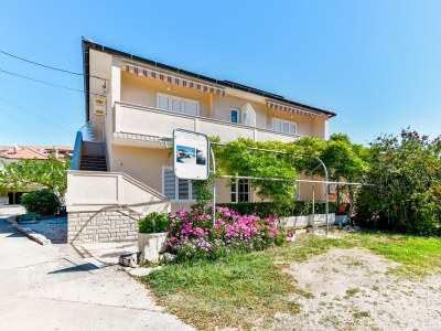 Apartment One bedroom apartment with balcony and sea view Supetarska Draga - Donja, Rab A-2013-f - Outdoor photo 4