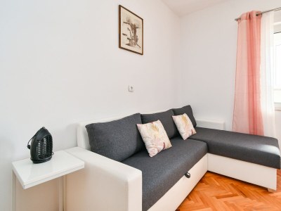 Apartment One bedroom apartment with balcony and sea view Supetarska Draga - Donja, Rab A-2013-f - Outdoor photo 21