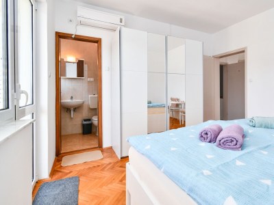 Apartment One bedroom apartment with balcony and sea view Supetarska Draga - Donja, Rab A-2013-f - Outdoor photo 28