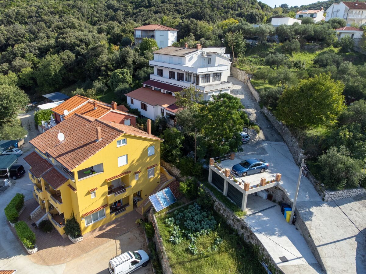 Apartment Two bedroom apartment with terrace and sea view Kampor, Rab A-5056-a - Outdoor photo 4