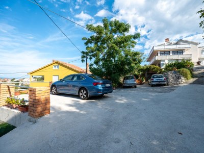 Apartment Two bedroom apartment with terrace and sea view Kampor, Rab A-5056-a - Outdoor photo 11