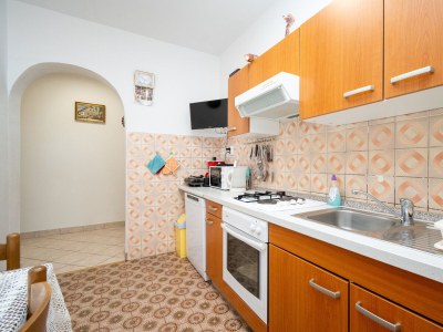 Apartment Two bedroom apartment with terrace and sea view Kampor, Rab A-5056-a - Outdoor photo 17