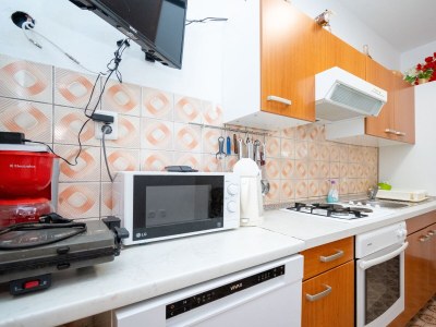 Apartment Two bedroom apartment with terrace and sea view Kampor, Rab A-5056-a - Outdoor photo 18