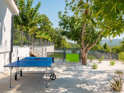 Villa Villa Florinda with Pool and Gym near Split - Outdoor photo 7