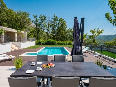 Villa Villa Florinda with Pool and Gym near Split - Outdoor photo 9