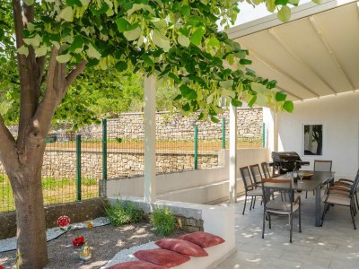 Villa NEW! Villa Magnolia with 41 sqm pool, Jacuzzi, 8km from sea - Outdoor photo 8
