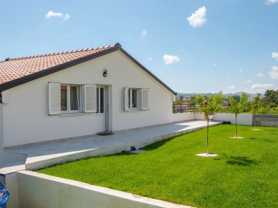 Villa NEW! Villa Magnolia with 41 sqm pool, Jacuzzi, 8km from sea - Outdoor photo 12