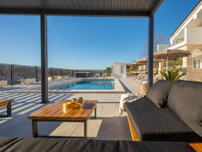 Villa NEW! Villa Magnolia with 41 sqm pool, Jacuzzi, 8km from sea - Outdoor photo 17