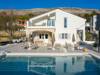 Villa NEW! Villa Magnolia with 41 sqm pool, Jacuzzi, 8km from sea - Outdoor photo 18