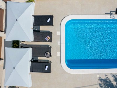 Holiday house NEW! Villa Josefina with heated Pool - Outdoor photo 7