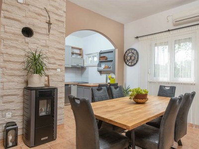 Holiday house NEW! Villa Josefina with heated Pool - Features photo 16