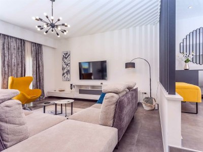 Villa Villa Casa Mia Luxury Retreat with Heated Pool - Features photo 24