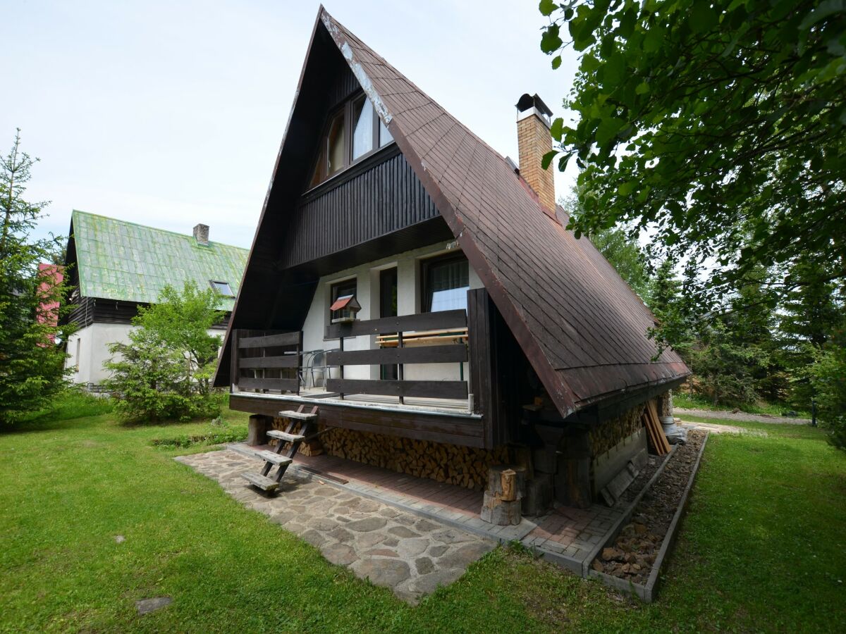 Chalet Holiday Home near Klínovec Ski Lift - Outdoor photo 3