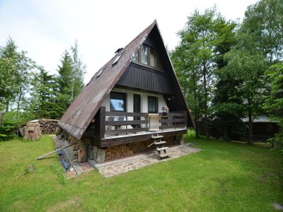 Chalet Holiday Home near Klínovec Ski Lift in Upper Ore Mountains - Chalet