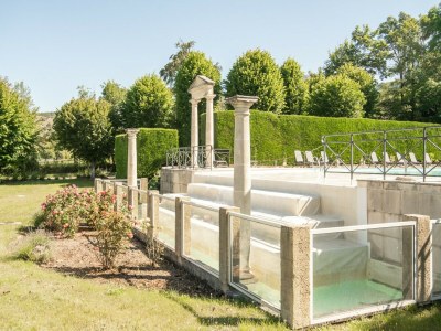 Apartment Studio in Montbrun Castle with Pool - Outdoor photo 2