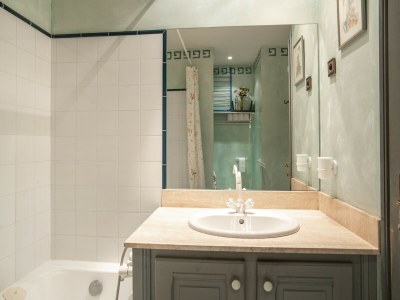 Apartment Studio in Montbrun Castle with Pool - Features photo 20