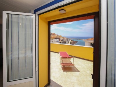 Holiday house Vista mare, ampio terrazzo e aria condizionata - Outdoor photo 3