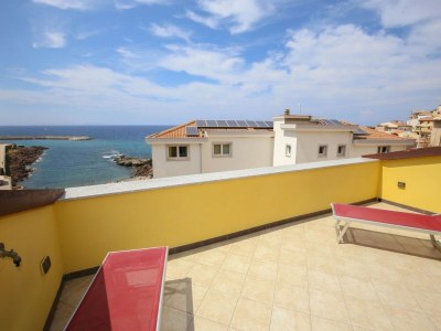 Holiday house Vista mare, ampio terrazzo e aria condizionata - Outdoor photo 8