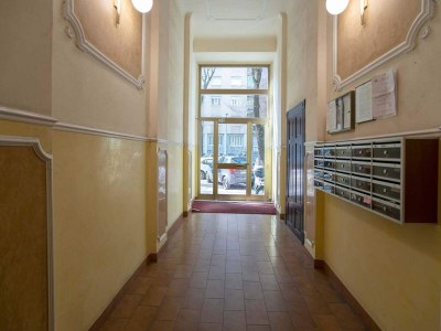 Apartment Charming Modern Apartment near Argonne - Features photo 22