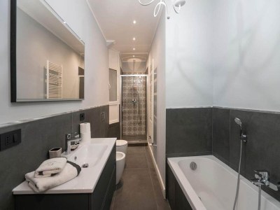 Apartment Charming Modern Apartment near Argonne - Features photo 25