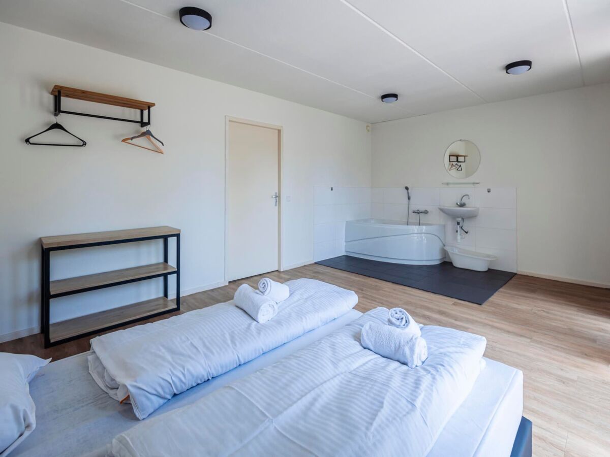 Bungalow Freistehender Bungalow am Waldrand - Features photo 2