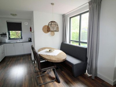 Holiday house Heller Bungalow in ruhiger Parklage - Features photo 5