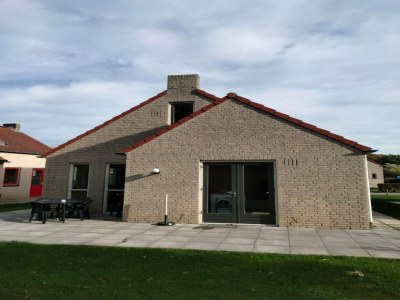 Holiday house Modern Bungalow in Ewijk for 6 - Outdoor photo 2