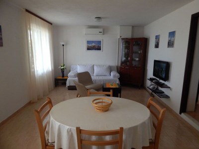 Apartment One bedroom apartment near beach Okrug Donji, Čiovo A-17078-a - Outdoor photo 6