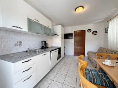 Apartment Two bedroom apartment with terrace Šilo, Krk A-18728-b - Outdoor photo 6