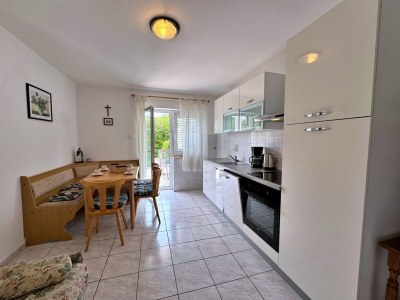 Apartment Two bedroom apartment with terrace Šilo, Krk A-18728-b - Outdoor photo 7