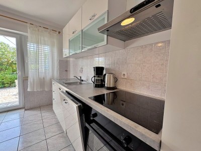 Apartment Two bedroom apartment with terrace Šilo, Krk A-18728-b - Outdoor photo 8