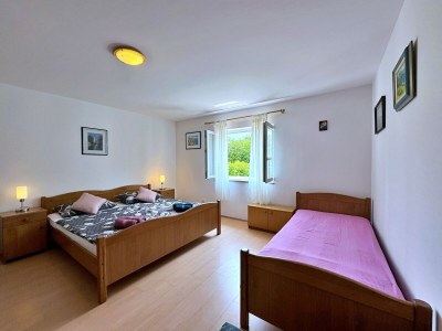 Apartment Two bedroom apartment with terrace Šilo, Krk A-18728-b - Outdoor photo 9