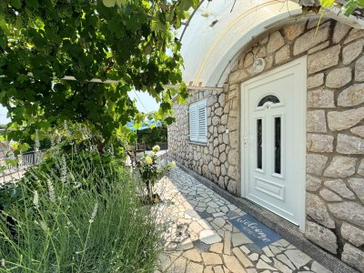 Apartment Two bedroom apartment with terrace Šilo, Krk A-18728-b - Outdoor photo 19