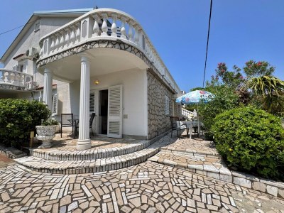 Apartment Two bedroom apartment with terrace Šilo, Krk A-18728-b - Outdoor photo 20