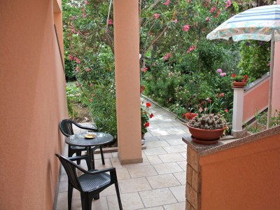 Apartment Two bedroom apartment with terrace Palit, Rab A-5028-a in Rab - Apartment