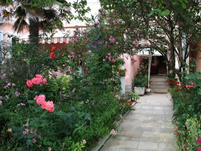 Apartment Two bedroom apartment with terrace Palit, Rab A-5028-a - Outdoor photo 7