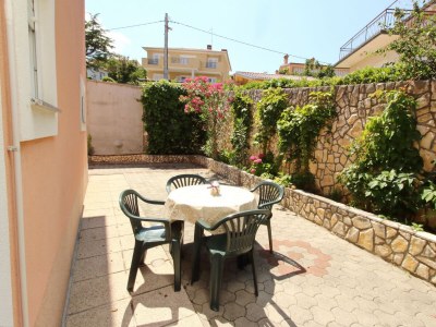 Apartment One bedroom apartment with terrace Šilo, Krk A-18751-b - Outdoor photo 15